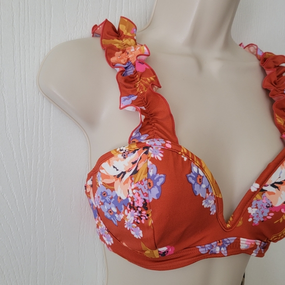 Sundazed Sky Ruffle Bikini Top - Picture 5 of 10